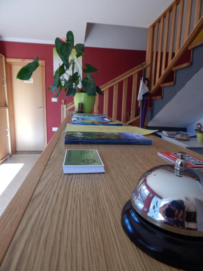 Hostel Ociski Raj Kozina Dış mekan fotoğraf