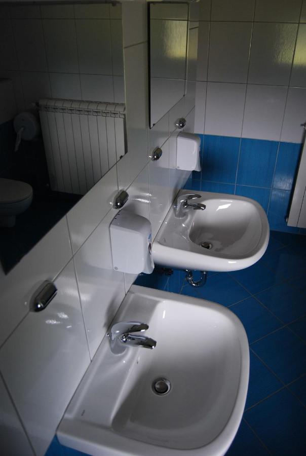 Hostel Ociski Raj Kozina Oda fotoğraf
